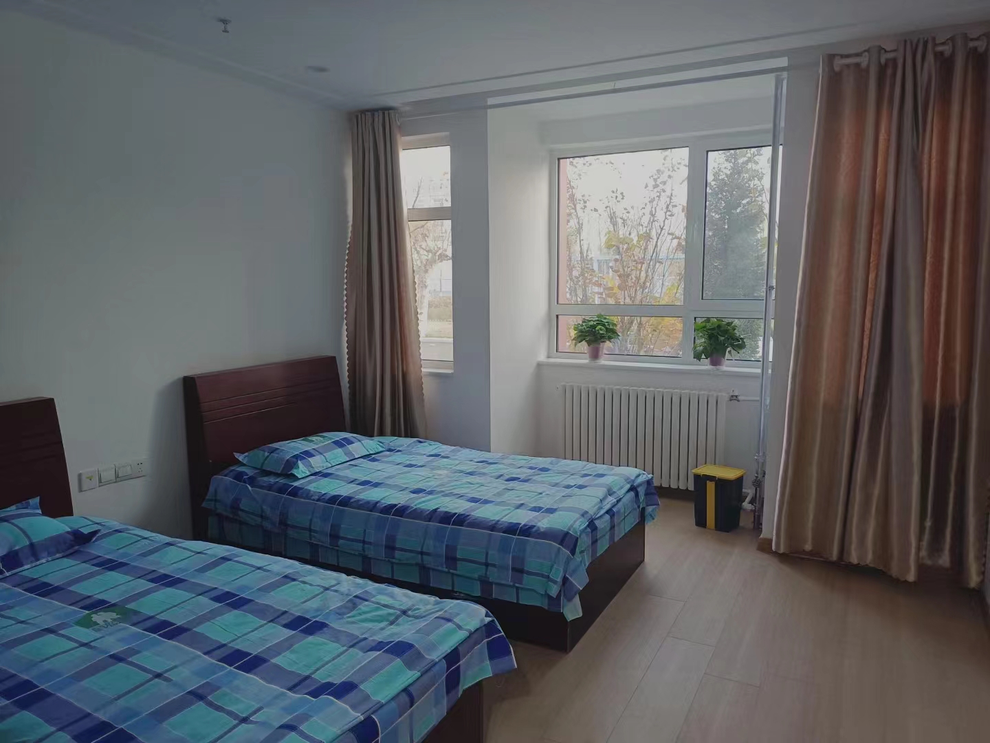 護理老人(rén)的護工在哪裏找 護理老人(rén)的(de)護工在哪裏找