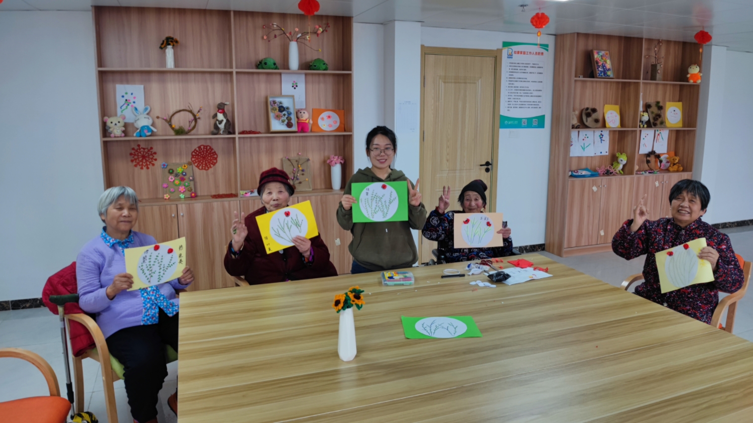 遙牆蔚藍至善家園驚蟄(zhé)手工活動 遙(yáo)牆蔚藍(lán)至善家園驚蟄手工活動